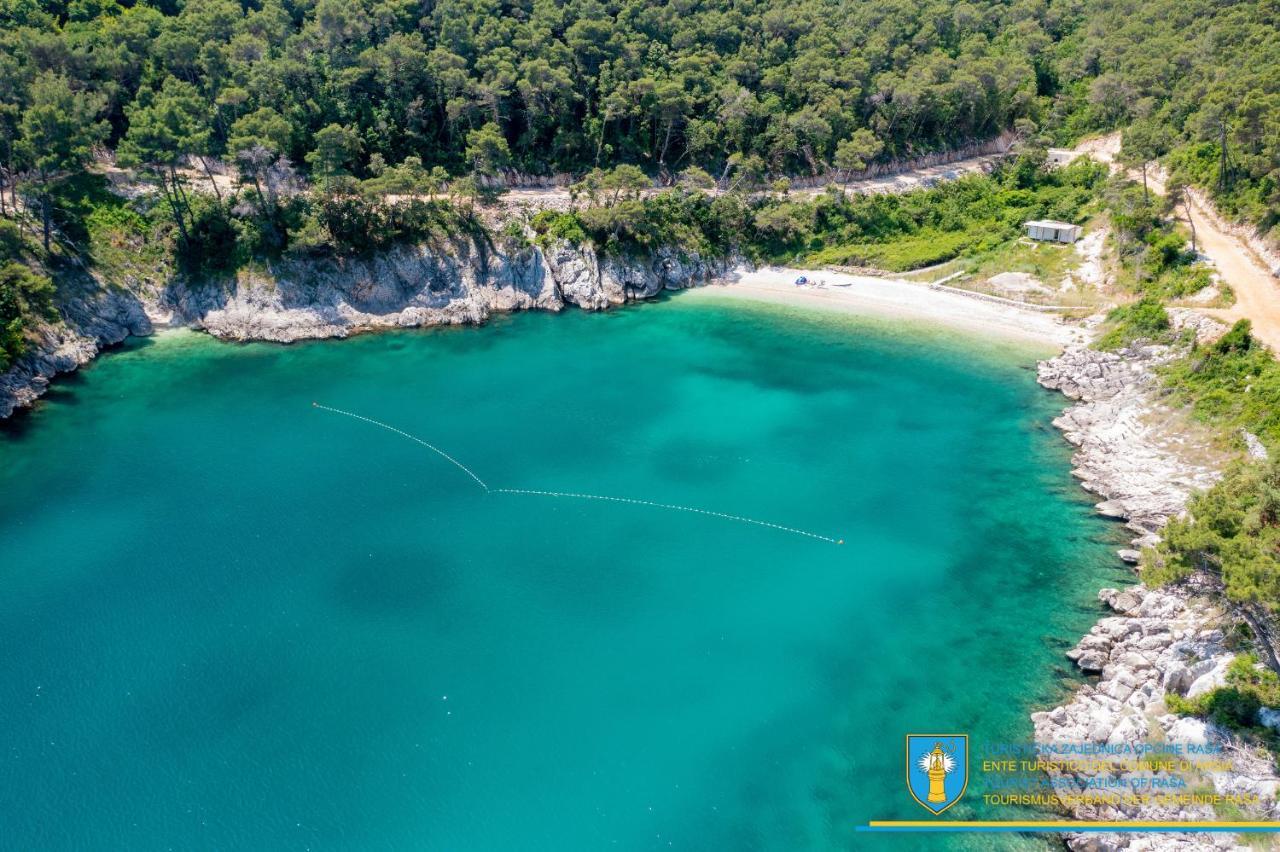 Aura Yourcroatiaholiday * Drenje (Istria)